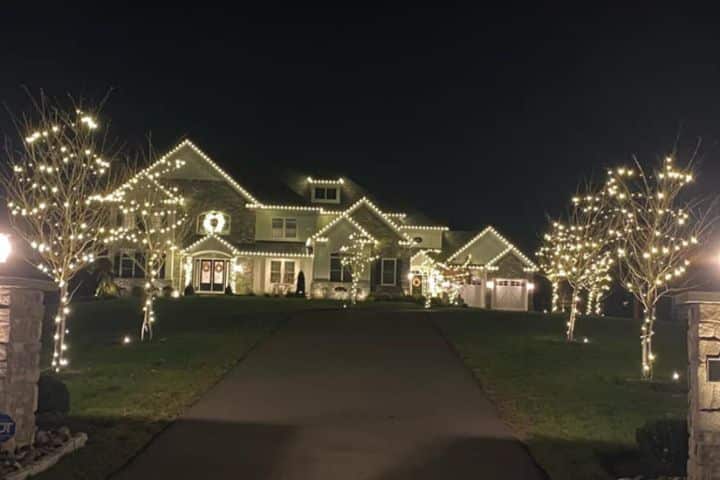 christmas light installation services company near me in lansdale pa 081