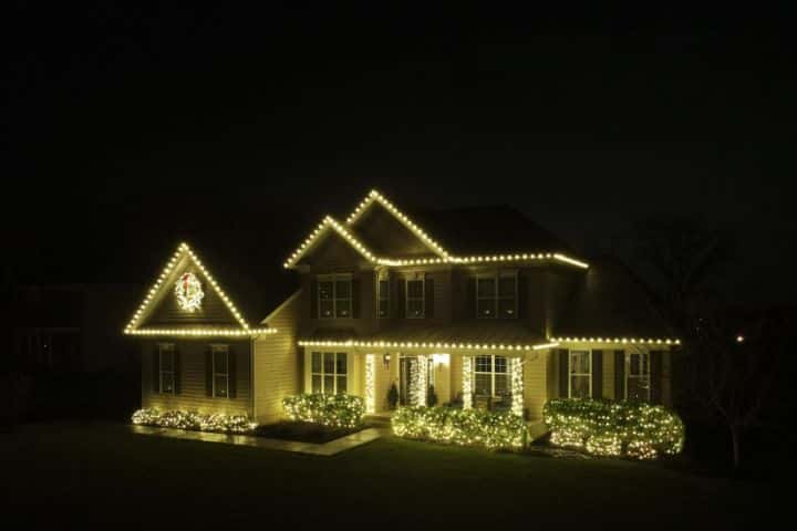 christmas lighting services company near me in lansdale pa 095