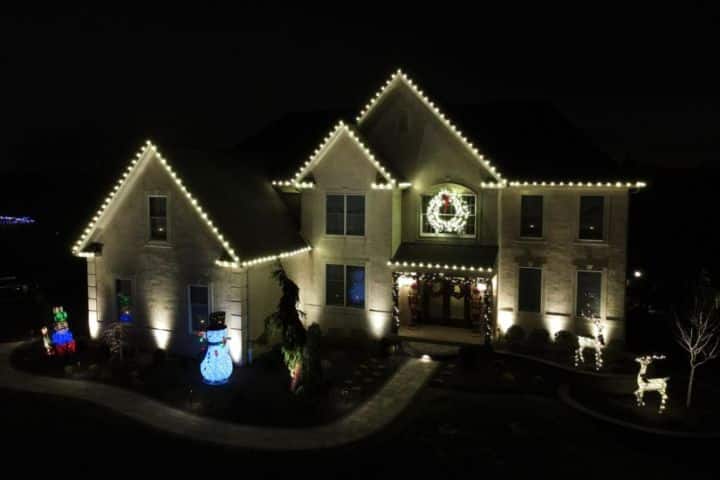 Christmas Light Installation Company near me in Montgomery County 03